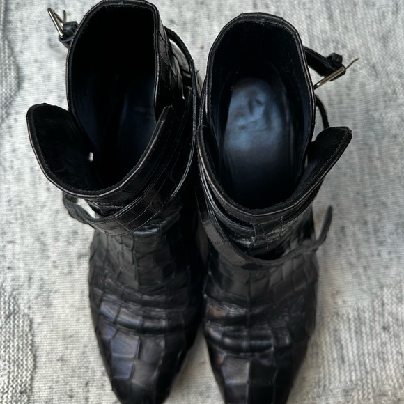 YSL Crocodile Embossed Leather Booties 36 - Picture 5 of 5